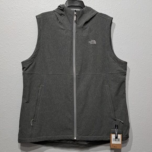 The North Face Women’s Shelbe Raschel Wind/Water Resistant Vest - Picture 2 of 6
